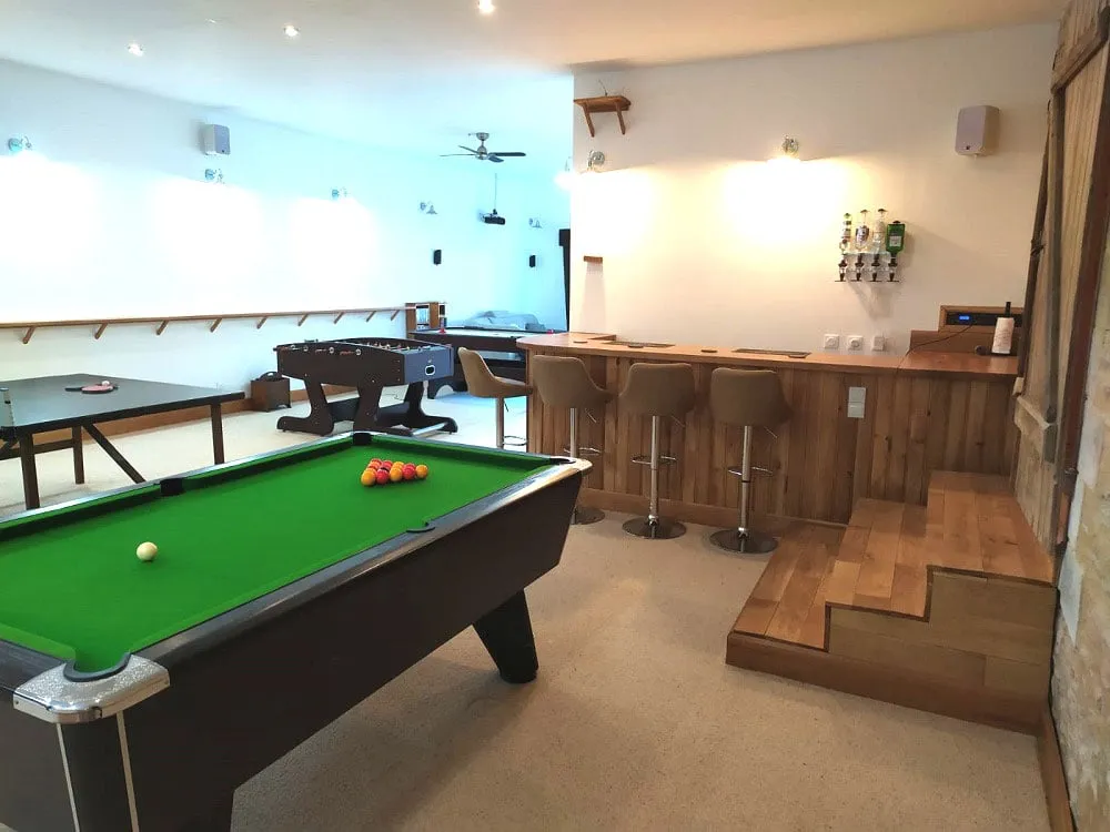 Gite Bar & Pool Table