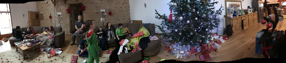 Gite a Noel.  Noel au Gite pour nouvel an.  location gîte noël
nouvel an. Pres Eglise notre dame, 
gîtes de france, pas chambre d'hôtes, réveillon, bon prix