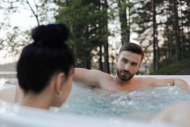 Forest hot tub, dog friendly hot tub, log cabin, but not lake district national park, scottish highlands, lake district, cornish coast, snowdonia national park, north yorkshire, mid wales, uk, cornish countryside, west wales, bicester village, yorkshire dales, north yorkshire, west wales