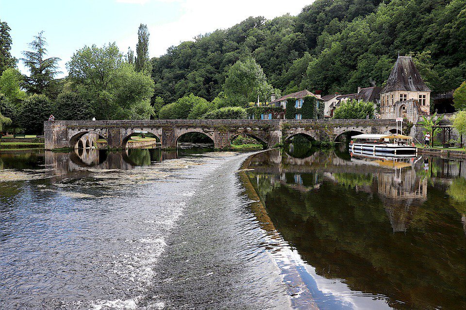 holiday walk walking and cycling by bike with accommodation nights