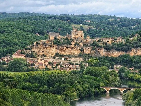 Dordogne river France